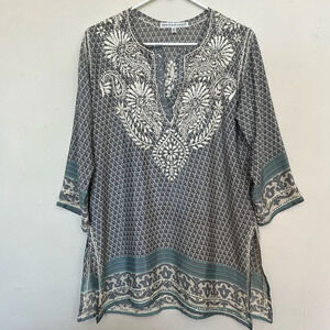Gretchen Scott Women's Floral Embroidered V-Neck Tunic Top Blouse Size Small